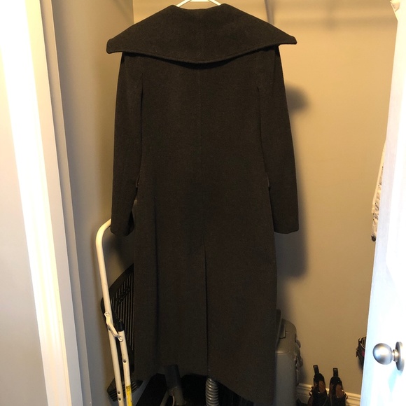 Dark gray pea coat with hidden buttons - Picture 2 of 2